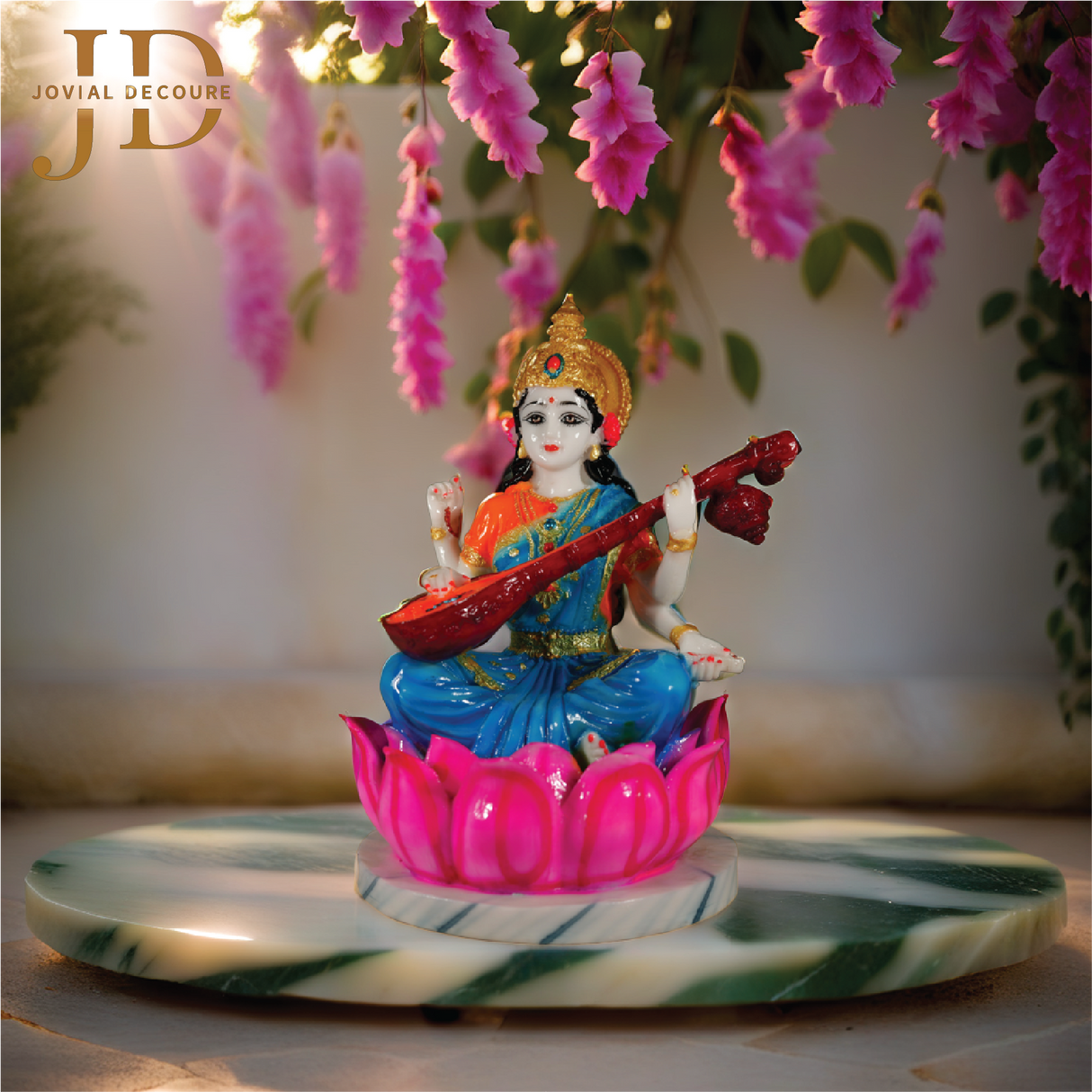 Goddess Saraswati Idol