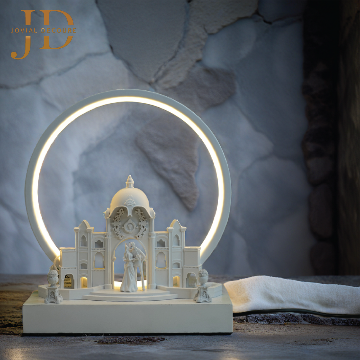 Couple Statue with Led Lights