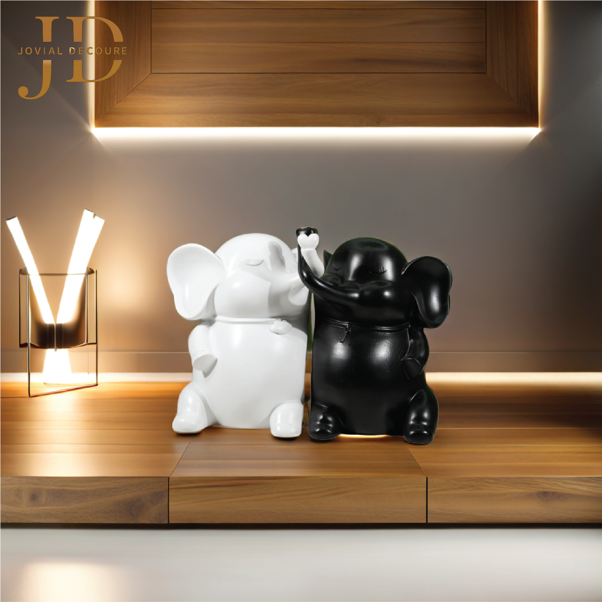 Couple Elephant with Hearts Antique Black&White