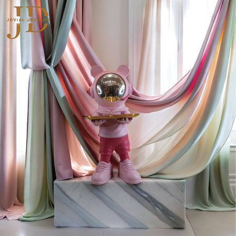 Astronaut Statue With Tray