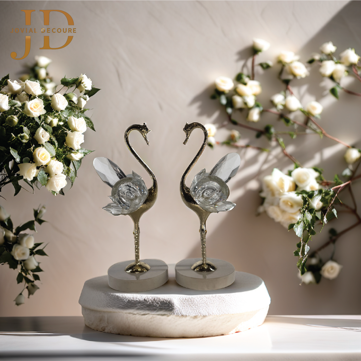 Crystal Clear Elegant Swan Statue Golden (Set of 2)