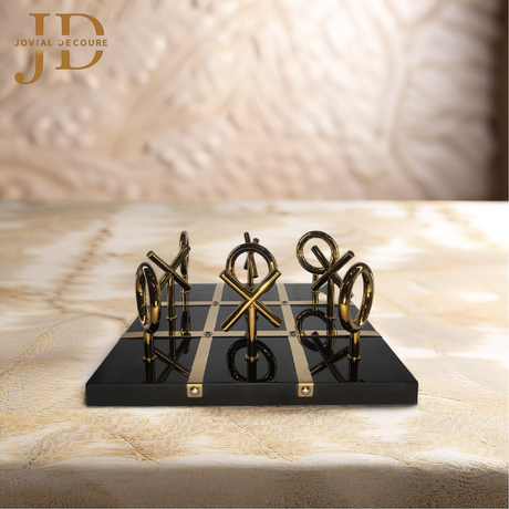 XOXO  Table Antique Golden 02