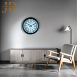 Black & White Solid Round Analogue Wall Clock